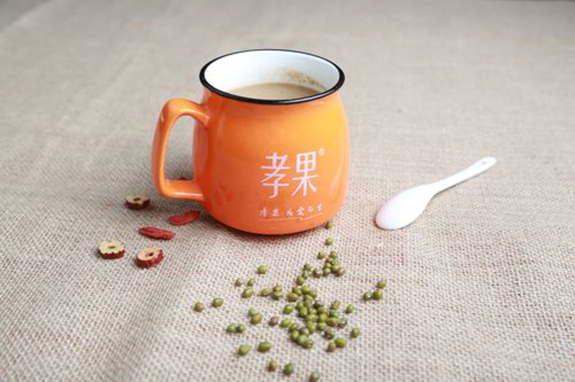 健康减肥新趋势：从单一节食到全方位健康管理